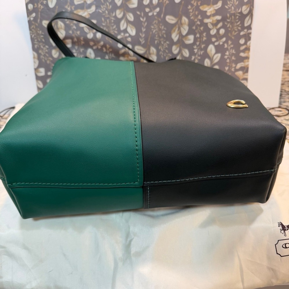 Coach Nomad Tote in Green Multi North Tote Colorblock - Picture 4 of 11